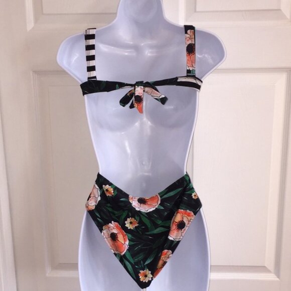 Cupshe Orange Green Black Striped Floral Swimsuit Bathing Suit Size Small - Picture 4 of 13